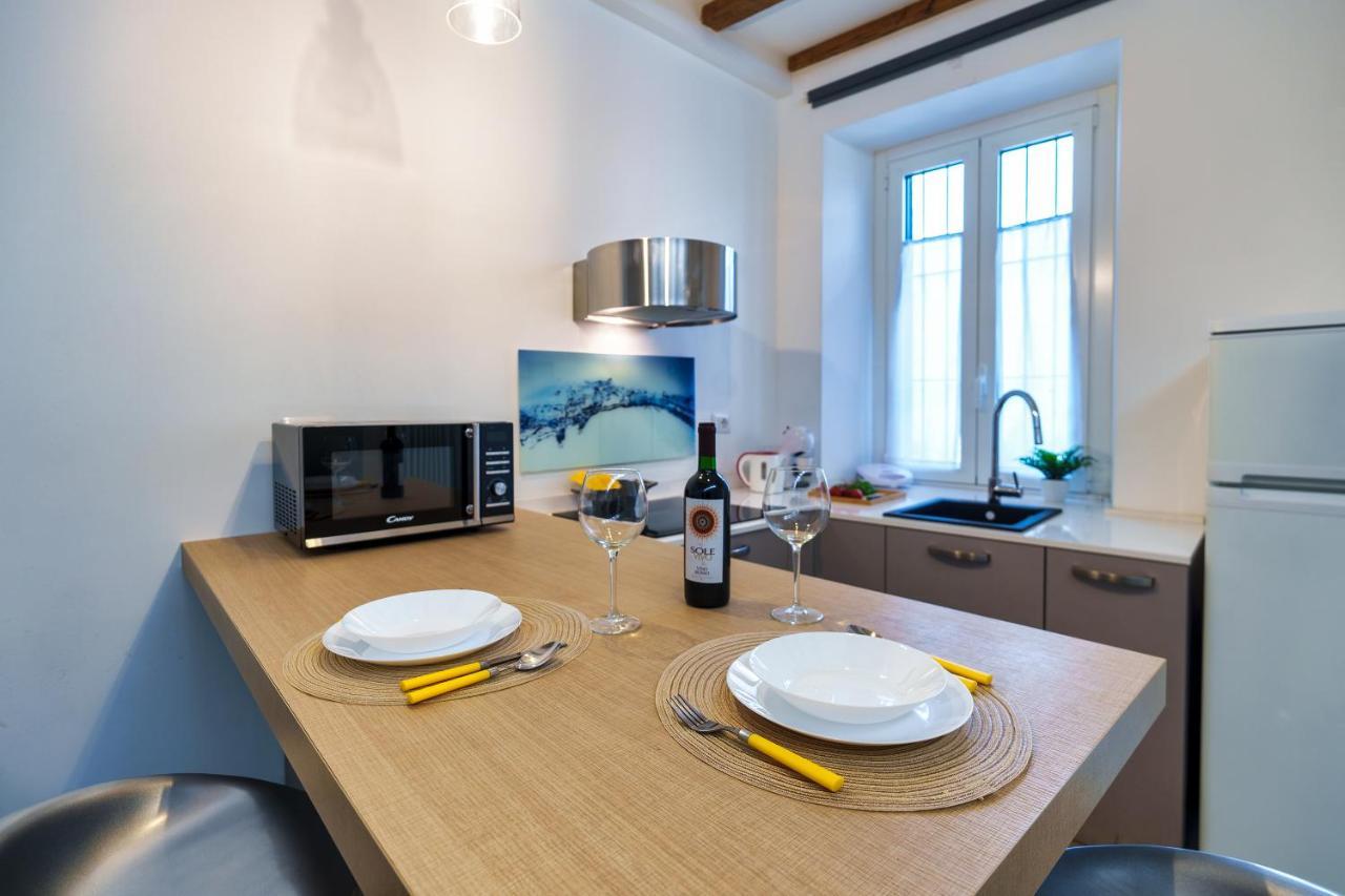 Ambrogio'S Nest - Modern Close To Cadorna Station Милано Екстериор снимка